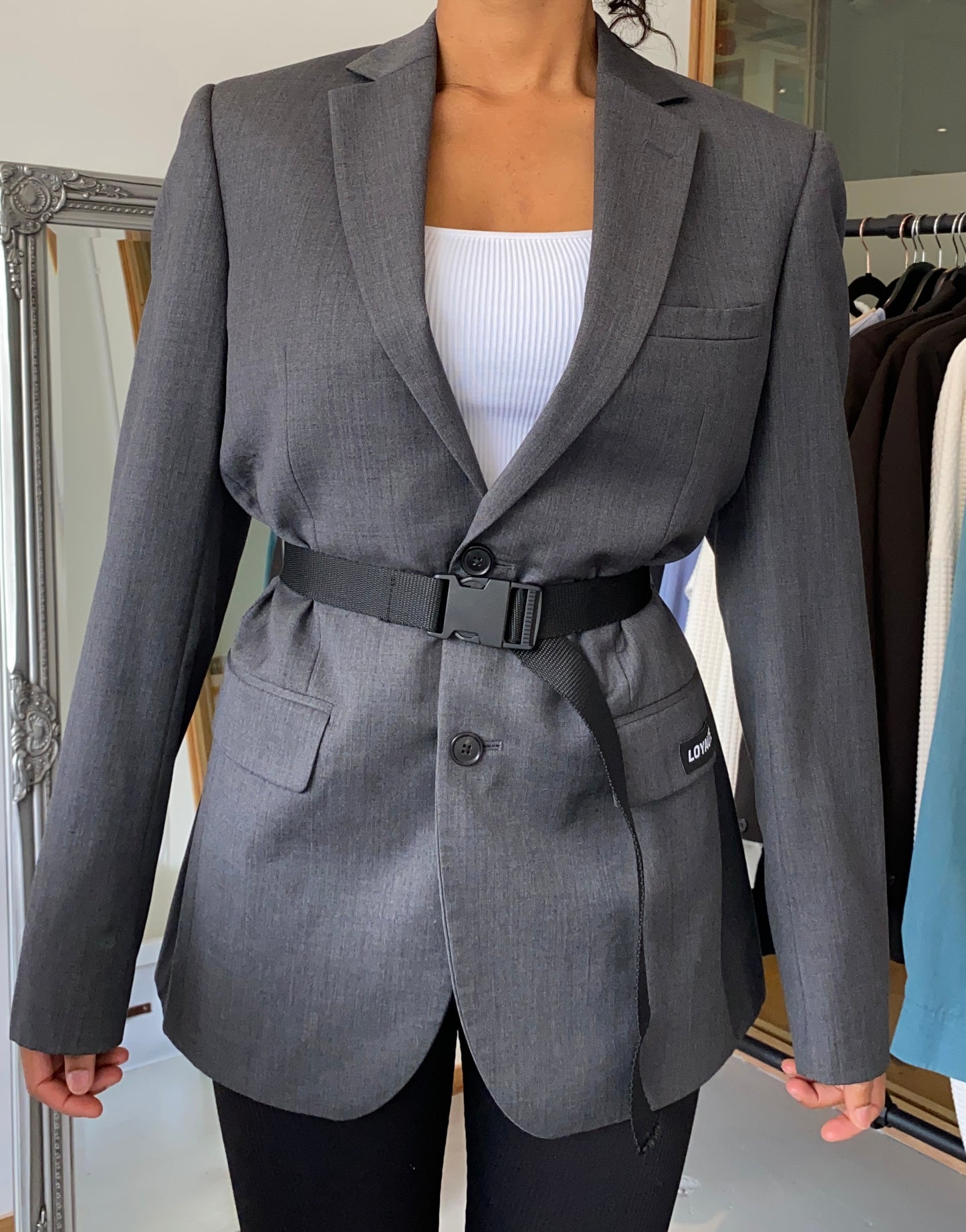 GREY OVERSIZED BELTED BLAZER