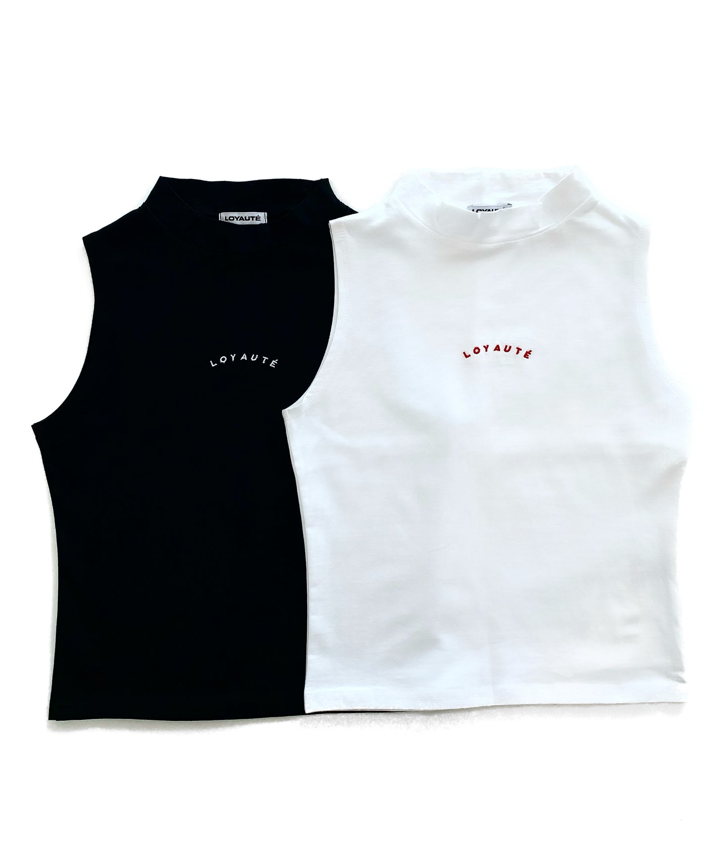 SLEEVELESS TURTLENECK TOP - WHITE